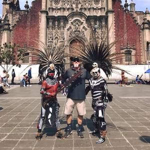 Meet your Posher, Larry